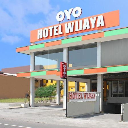 Oyo 586 Hotel Wijaya Kalasan Eksteriør billede