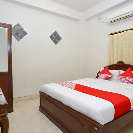 Oyo 586 Hotel Wijaya Kalasan Eksteriør billede