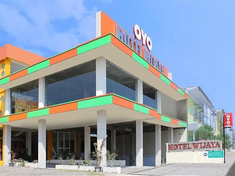 Oyo 586 Hotel Wijaya Kalasan Eksteriør billede