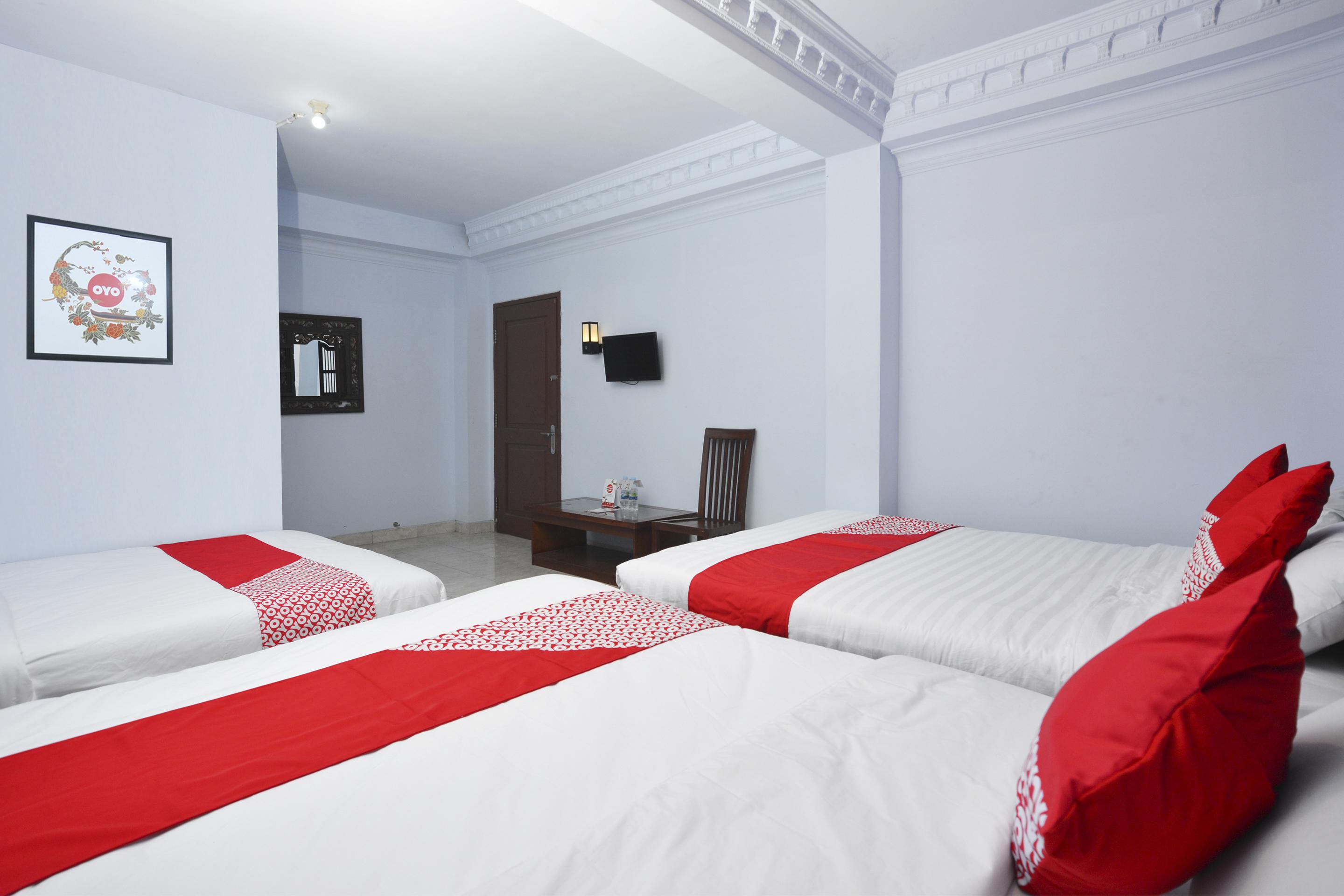 Oyo 586 Hotel Wijaya Kalasan Eksteriør billede