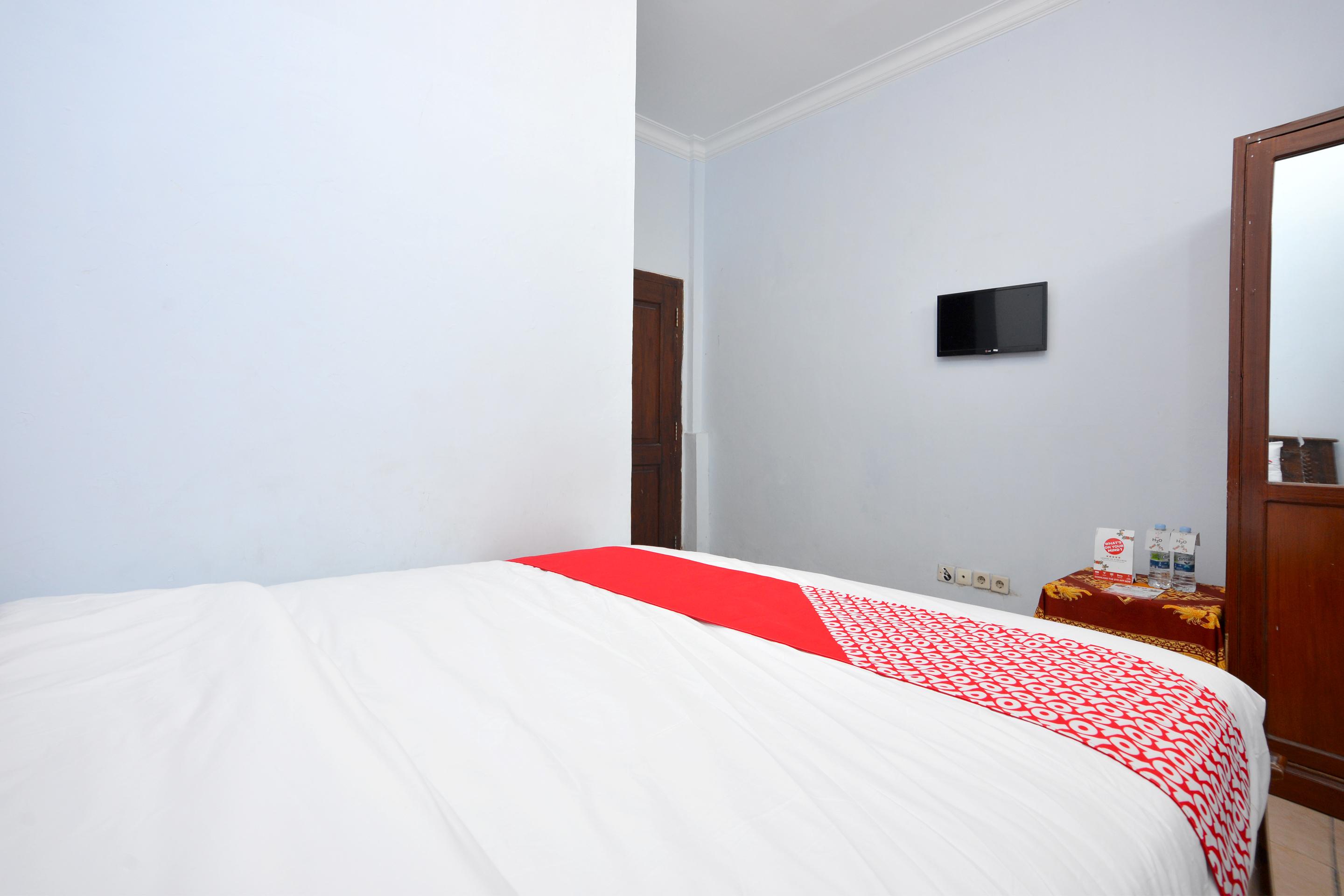 Oyo 586 Hotel Wijaya Kalasan Eksteriør billede