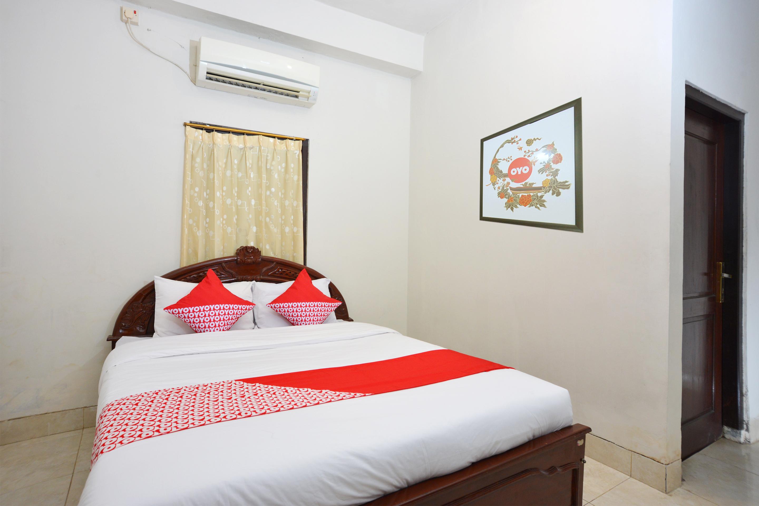 Oyo 586 Hotel Wijaya Kalasan Eksteriør billede