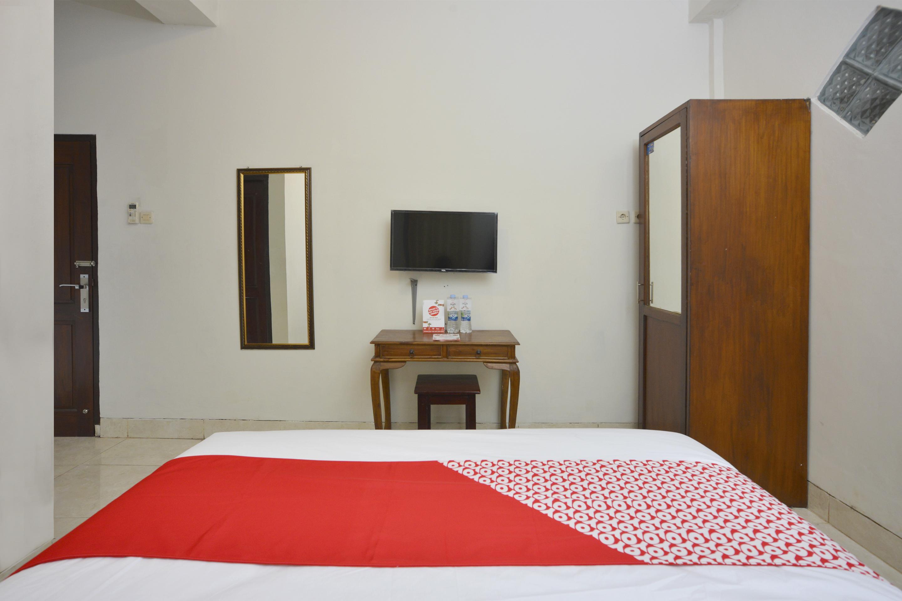 Oyo 586 Hotel Wijaya Kalasan Eksteriør billede